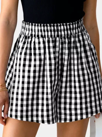 Women’s Chic Gingham Print Smocked Shorts – Cupshe