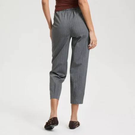 Women's Straight-Leg Trousers with Front Pleat - A New Day™ Gray Striped - 图片 3